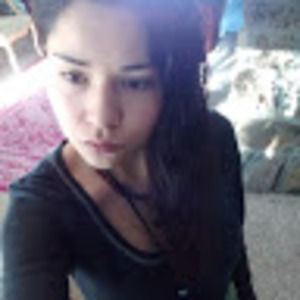 Meet your Posher, Yesenia